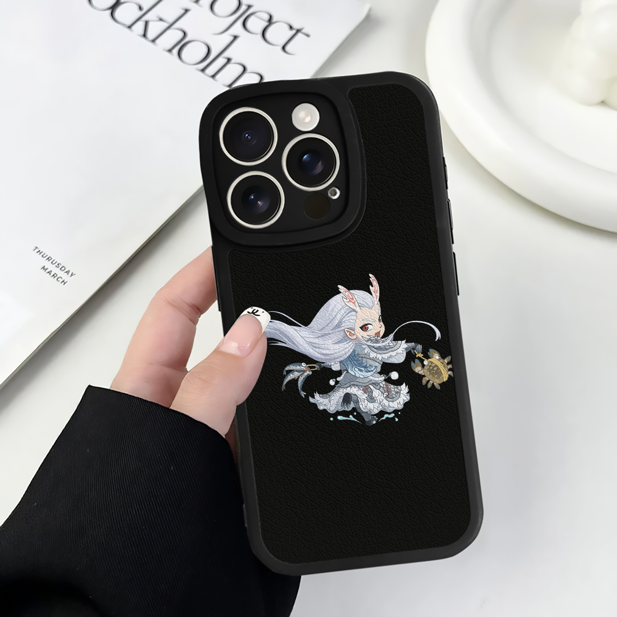 （画像用） Ne Zha 2 ナタ 魔童の大暴れ 【iPhone 16シリーズ対応】シリコンスマホケース（レザー調） 材質：シリコン